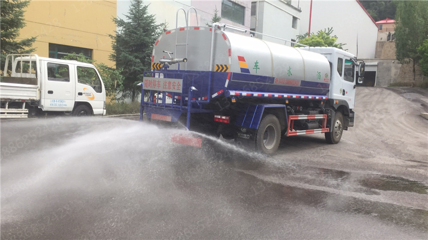 湖北盈通汽車灑水運輸車大全